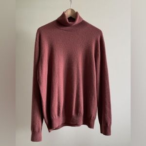 100% Cashmere Uniqlo Sweater